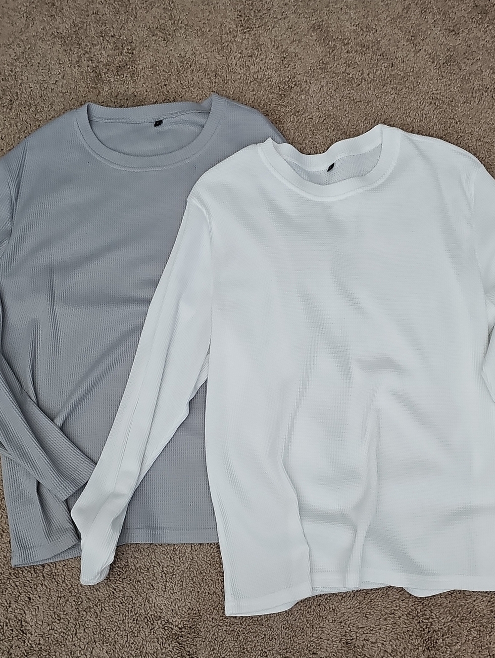 Waffle Knit Long Sleeve Crewneck Tops — Light Gray & White